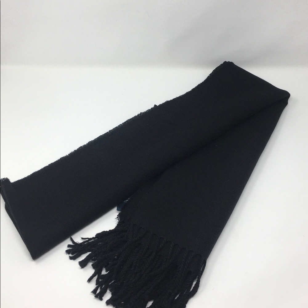 SOLD Fringed Scarf - Picture 3 of 3